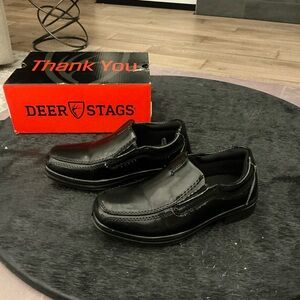 Deer Stags Black Dress Shoes with Polished Finish